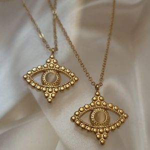 Evil eye pendant necklace